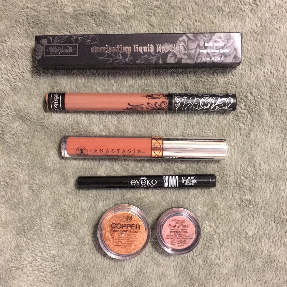 Nude Lips & Eyes Set, KVD Bow N Arrow